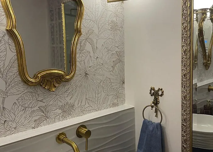 Manoir De - Luxury East Wing *