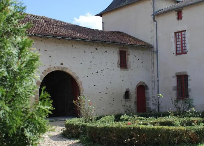 Manoir De - Luxury East Wing